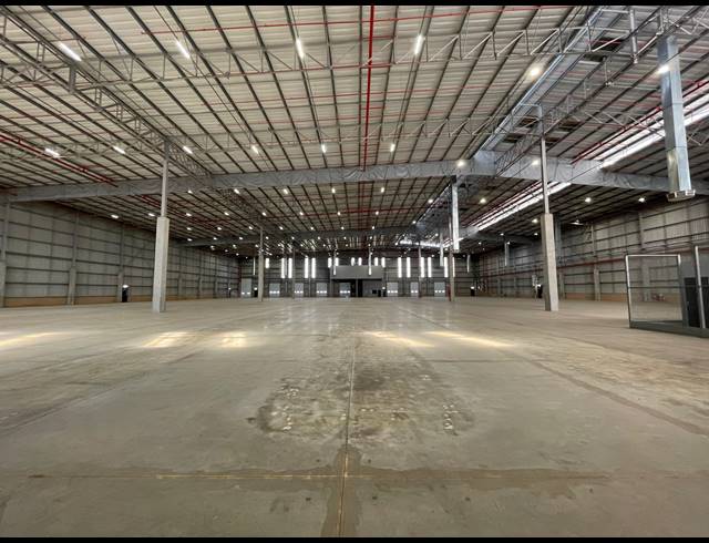 8,513M² WAREHOUSE TO LET IN WATERFALL